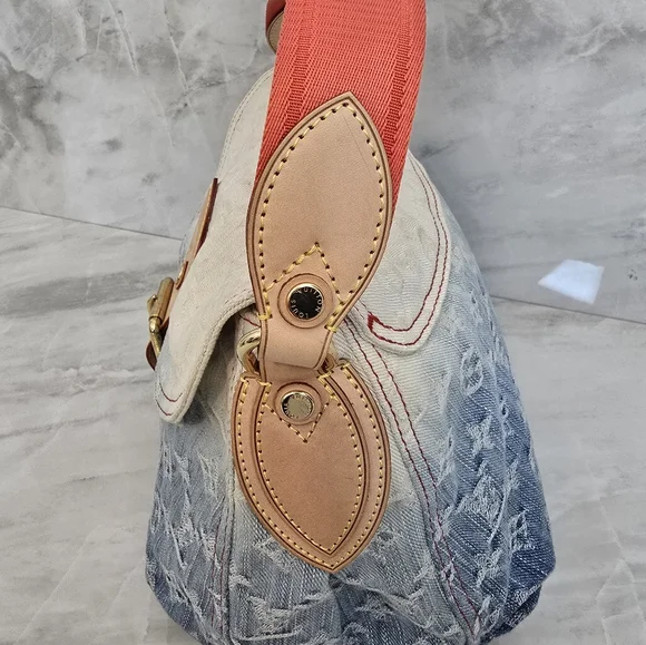 🔥Louis Vuitton Denim and Red Ombre Bag - Picture 4 of 13